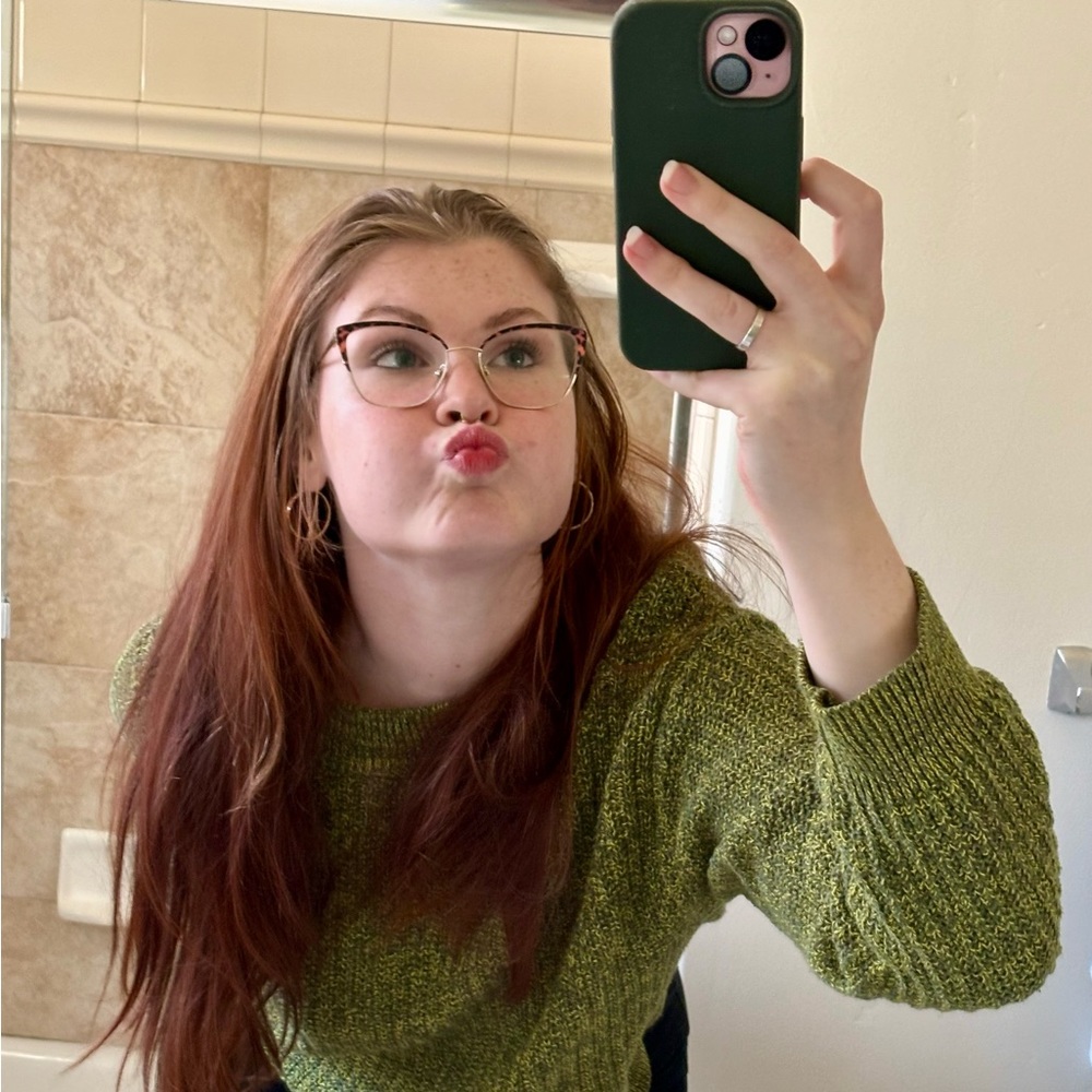 Meet your Posher, Charlee